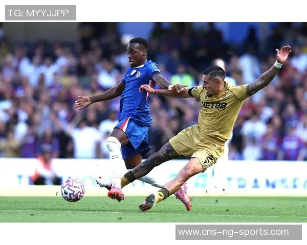 蓝军官方公布十月最佳进球候选凯塞多吉滕斯精彩射门引关注